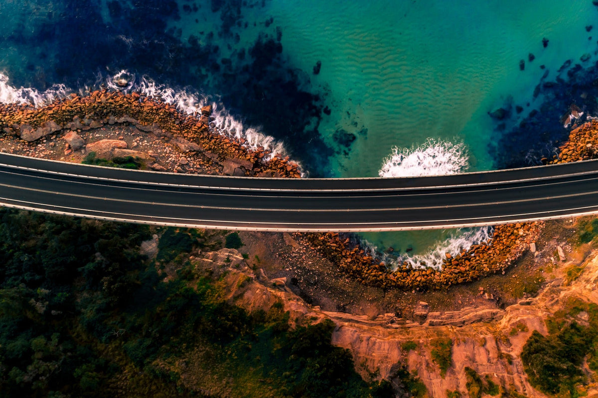 The Curve - Kess Gallery