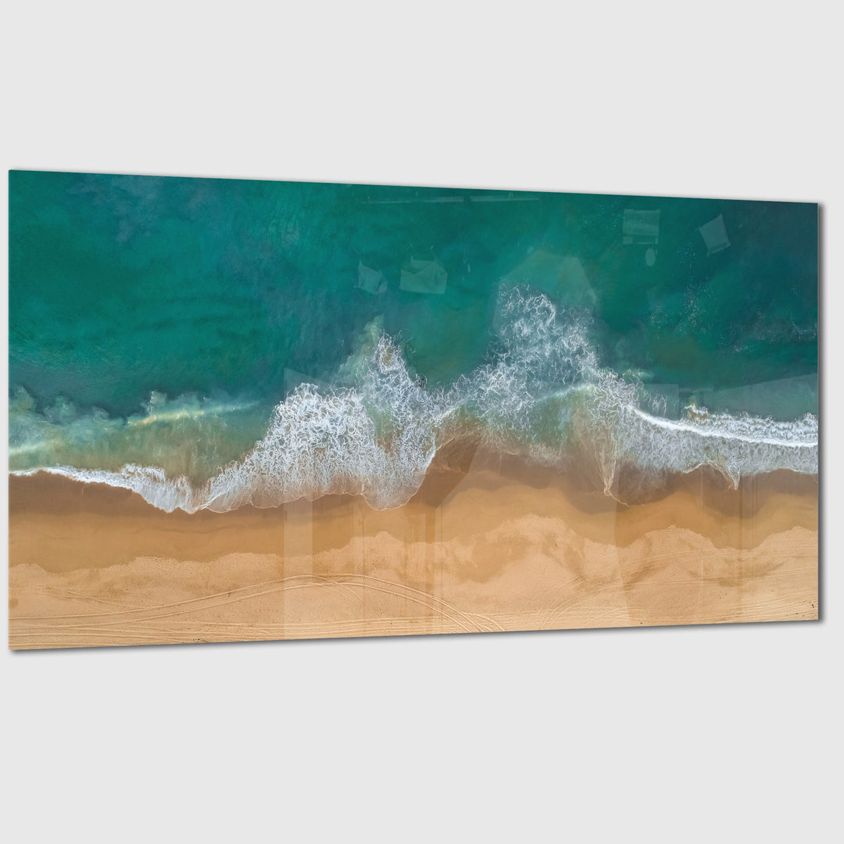 Wanda Waves - Kess Gallery